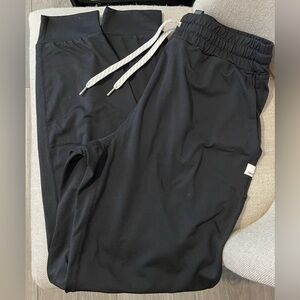 Vuori Performance Joggers - Black - Long